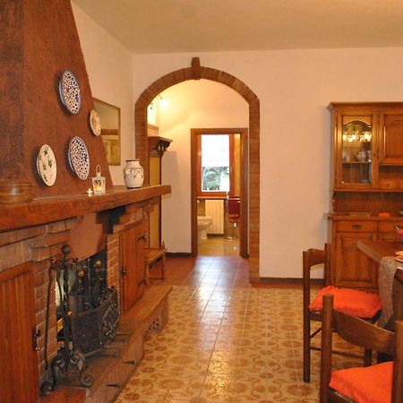 קסטלנואובו ברארדנגה Agriturismo La Nicchia מראה חיצוני תמונה