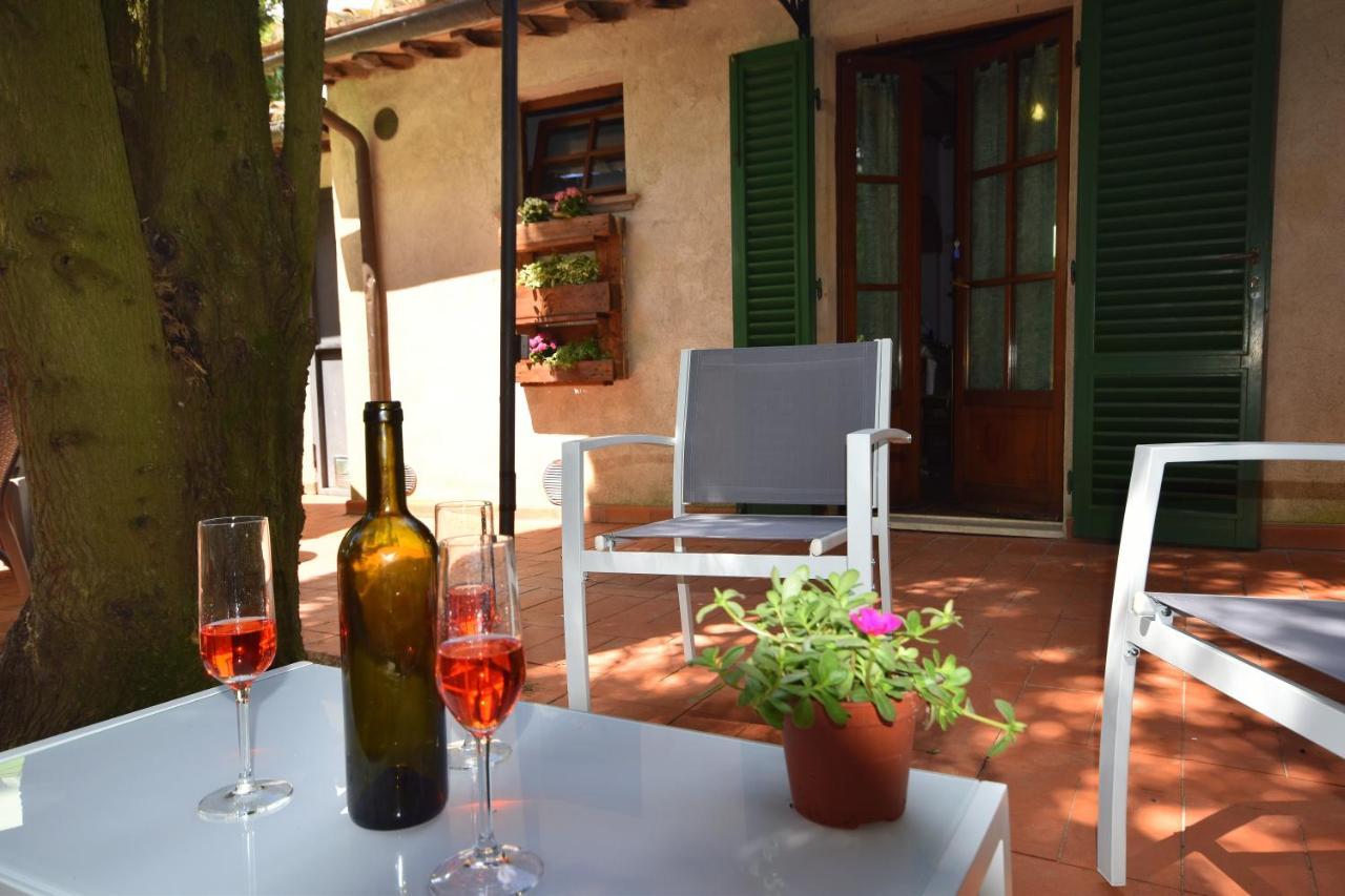 קסטלנואובו ברארדנגה Agriturismo La Nicchia מראה חיצוני תמונה