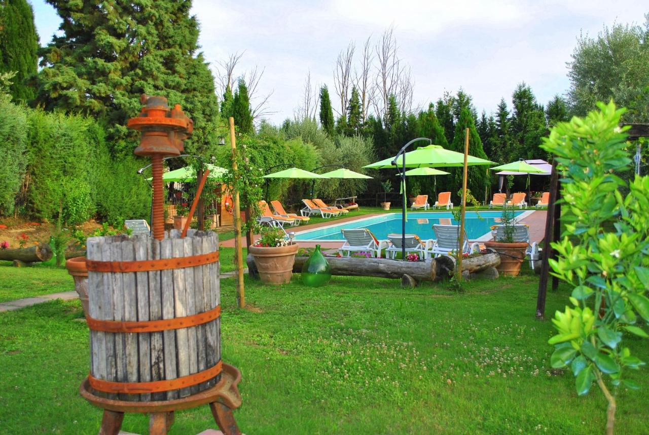 קסטלנואובו ברארדנגה Agriturismo La Nicchia מראה חיצוני תמונה